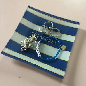 💍Adrienne Vittadini Jewelry Holder💍